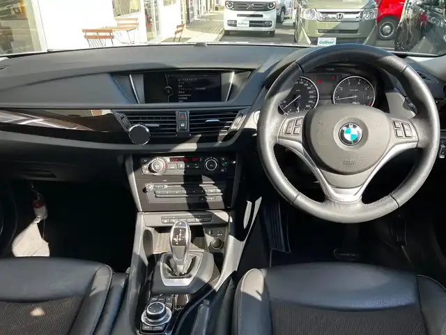 ＢＭＷ Ｘ１ xDrive 20i Xライン 山口県 2013(平25)年 4.6万km グレイシャーシルバー 純正ナビ＆バックカメラ/純正フォグ(前後)/純正18インチアルミ/純正ルーフレール/ウィンカーミラー/フロアマット/スマートキー/エンジンプッシュスタート/オートライト