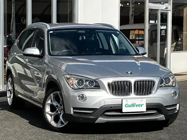ＢＭＷ Ｘ１ xDrive 20i Xライン 山口県 2013(平25)年 4.6万km グレイシャーシルバー 純正ナビ＆バックカメラ/純正フォグ(前後)/純正18インチアルミ/純正ルーフレール/ウィンカーミラー/フロアマット/スマートキー/エンジンプッシュスタート/オートライト