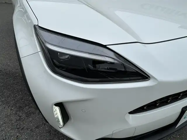 トヨタ ヤリスクロス ハイブリッド Z 山形県 2021(令3)年 2.4万km ホワイトパールクリスタルシャイン 禁煙車/純正ディスプレイオーディオ/（BT/FM/AM/USB)/トヨタセーフティーセンス/レーンキープアシスト/ハーフレザーシート/前席シートヒーター/運転席パワーシート/純正アルミホイール/追従クルーズコントロール/前後ドライブレコーダー/ETC/バックカメラ/LEDオートライト/スマートキー/スペアキー×1