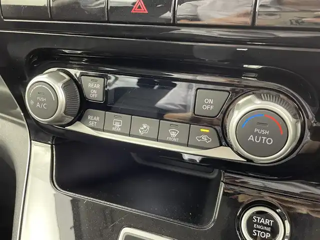 日産 セレナ ハイウェイスター V 群馬県 2020(令2)年 1.9万km アズライトブルー 純正10インチナビ/・AM/FM/Bluetooth/フルセグTV/CD/DVD/USB/プロパイロット/インテリジェントBSI/BSW/インテリジェントクルーズコントロール/社外フリップダウンモニター/ハンズフリー機能付両側パワースライドドア/ビルトインETC/社外前方ドライブレコーダー/LEDヘッドライト/アダプティブLEDヘッドライトシステム/電動パーキングブレーキ/オートブレーキホールド/プッシュスタート/スマートキー/スペアキー有