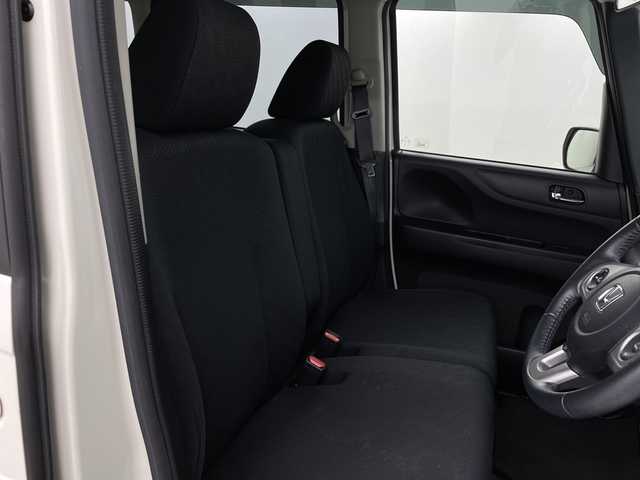 ホンダ Ｎ ＢＯＸ G ターボパッケージ 新潟県 2013(平25)年 9.3万km プレミアムホワイトパール 4WD/社外メモリナビ/フルセグ/　CD/DVD/SD/バックカメラ/両側パワースライドドア/スマートキー×２/キセノンヘッドライト/クルーズコントロール/プッシュスタート/ドライブレコーダー/ETC/SW付きスタッドレス積み込み/　（６mm）