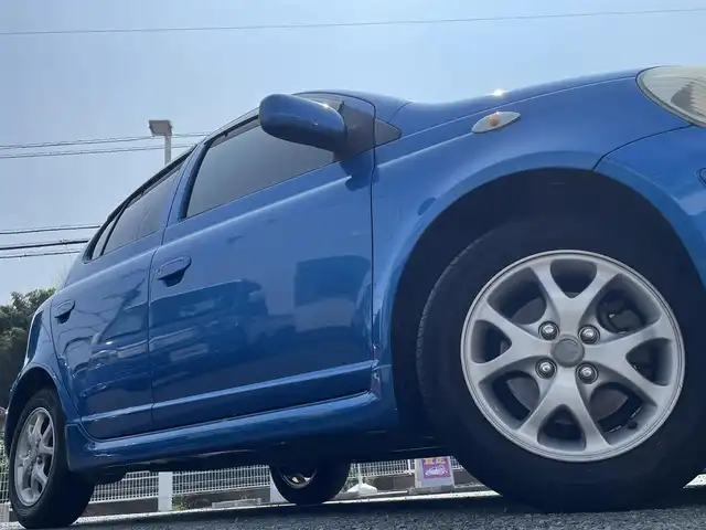 トヨタ ヴィッツ RS 熊本県 2004(平16)年 17.8万km ブルーM AM/FM/革巻きステアリング/純正ドアバイザー/フロアマット/ABS/保証書