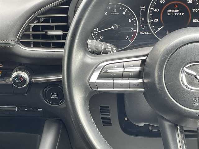 マツダ マツダ３ファストバック 15S ツーリング 岩手県 2019(令1)年 6.6万km ポリメタルグレーM 禁煙車/6MT/全方位カメラ/追従型クルーズコントロール/ブラインドスポットモニター/純正ナビ/→フルセグTV/Bluetooth/CD/DVD/FM/AM/バックカメラ/ステアリングスイッチ/横滑り防止装置/衝突軽減システム/コーナーセンサー/オートライト/オートマチックハイビーム/ポジション球LED/〇プッシュスタート/〇電動格納ミラー/〇ウィンカーミラー/〇フロアマット/〇HDMI/〇USBポート/〇シガーソケット/オールオートハイビーム/ビルトインETC/スペアキー