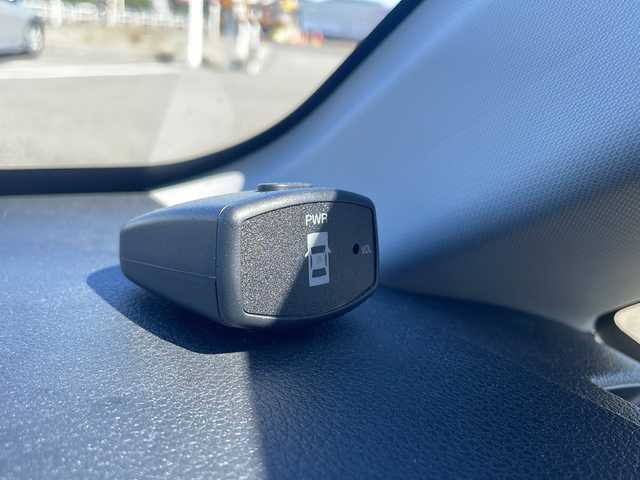 スバル ステラ G スマートアシスト 新潟県 2021(令3)年 1.8万km シャイニングホワイトパール 冬タイヤ積載/４WD/社外オーディオ/（CK-W700D）/衝突軽減/プッシュスタート/アイドリングストップ/ヘッドライトレベライザー/オートハイビーム/電格ミラー/ドアバイザー