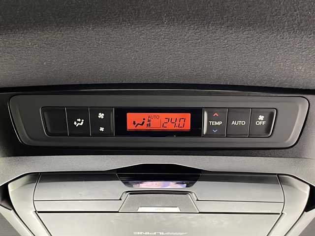 トヨタ ヴォクシー ZS 煌Ⅱ 広島県 2020(令2)年 5.7万km ホワイトパールクリスタルシャイン 禁煙車/ＡＬＰＩＮＥ9型ナビ/ＡＬＰＩＮＥ12.8型フリップダウンモニター/バックカメラ/両側パワースライドドア/クルーズコントロール/前後ドラレコ/ＥＴＣ/オートマチックハイビーム/衝突軽減/レーンキープアシスト/コーナーセンサー/LEDヘッドライト/エアバッグ(運転席/助手席/サイド/カーテン)/純正16インチアルミホイール(205/60/R16)