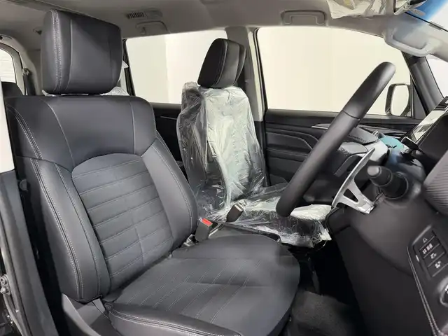 三菱 デリカＤ：５ シャモニー 大阪府 2025(令7)年 0.1千km 黒Ⅱ 登録済未使用車 ALPINE12.8incナビTV 360カメラ フリップダウンモニター パワーシート/ヒーター ステアリングヒーター 電動リアゲート レーダークルコン 衝突軽減ブレーキ レーンアシスト ブラインドSM 100V電源