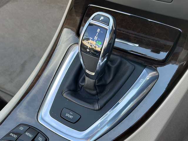 ＢＭＷ ３３５ｉ カブリオレ Mスポーツ 茨城県 2012(平24)年 4.8万km ミネラルホワイト 電動オープン良好/Mスポーツパッケージ/純正HDDナビ/(地デジTV・CD・DVD・BT・ラジオ再生)/ホワイトレザーシート/パワーシート/シートヒーター/ETC/ドライブレコーダー/オートライト/HIDヘッドライト/純正18inアルミホイール/フロアマット/スマートキー/スペアキー/取扱説明書/保証書