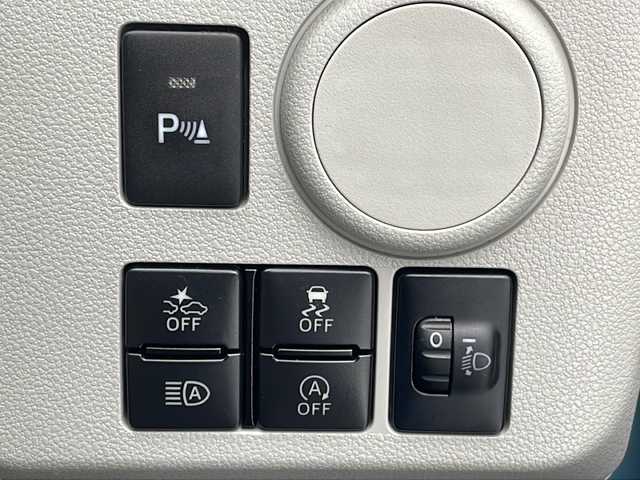 ダイハツ ミラ イース X SAⅢ 沖縄県 2020(令2)年 1.9万km スカイブルーメタリック ＫＥＮＷＯＯＤナビ(MDV-D2088T)/ＣＤ/Ｂｌｕｅｔｏｏｔｈ/ドライブレコーダー(CA-XDR72GD)/アイドリングストップ/ドアバイザー/電動格納ミラー/クリアランスソナー/ＬＥＤヘッドライト/フロアマット/盗難防止装置/ＡＢＳ/ＡＣ