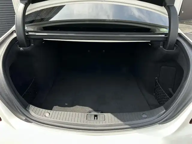 メルセデス・ベンツ Ｓ４５０ AMGライン 茨城県 2018(平30)年 2.2万km ダイヤモンドホワイト ベーシックパッケージ/AMGラインプラス/純正ナビ/フルセグ/BT/USB/ETC/360°カメラ/HUD/エアサスペンション/ACC/衝突軽減システム/LKA/BSM/黒革シート/全席シートヒーター/エアシート/M付パワーシート/電動リアゲート/ワイアレス充電/ソフトドアクローズ/ドライブレコーダーFR/レーダー探知機/パフュームアトマイザー/パドルシフト/パノラマサンルーフ/純正20インチAW/禁煙車