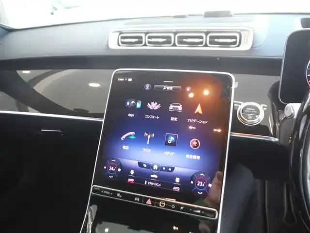 メルセデス・ベンツ Ｓ４００ｄＬ 4マチック AMGライン 東京都 2021(令3)年 2.7万km パール 保証書・取説あり/パノラミックサンルーフ/ARヘッドアップディスプレイ/3Dコックピットディスプレイ/　TV（走行中可）ナビ・BT・全方位カメラ/　ブルメスターサウンド/　ドライブレコーダー前後/ブラックナッパレザーシート/　全席パワーシート・シートヒーター/　ベンチレーション・前リラクゼーション機能/全ドアイージークローザー・パワートランク/エアバランスパッケージ/エクスクルーシブパッケージ/ベーシックパッケージ/レーダーセーフティパッケージ/アクティブアンビエントライト/スマートキー×2個