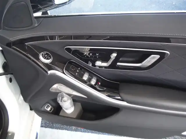 メルセデス・ベンツ Ｓ４００ｄＬ 4マチック AMGライン 東京都 2021(令3)年 2.7万km パール 保証書・取説あり/パノラミックサンルーフ/ARヘッドアップディスプレイ/3Dコックピットディスプレイ/　TV（走行中可）ナビ・BT・全方位カメラ/　ブルメスターサウンド/　ドライブレコーダー前後/ブラックナッパレザーシート/　全席パワーシート・シートヒーター/　ベンチレーション・前リラクゼーション機能/全ドアイージークローザー・パワートランク/エアバランスパッケージ/エクスクルーシブパッケージ/ベーシックパッケージ/レーダーセーフティパッケージ/アクティブアンビエントライト/スマートキー×2個