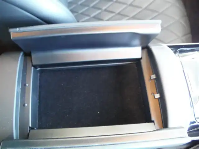 メルセデス・ベンツ Ｓ４００ｄＬ 4マチック AMGライン 東京都 2021(令3)年 2.7万km パール 保証書・取説あり/パノラミックサンルーフ/ARヘッドアップディスプレイ/3Dコックピットディスプレイ/　TV（走行中可）ナビ・BT・全方位カメラ/　ブルメスターサウンド/　ドライブレコーダー前後/ブラックナッパレザーシート/　全席パワーシート・シートヒーター/　ベンチレーション・前リラクゼーション機能/全ドアイージークローザー・パワートランク/エアバランスパッケージ/エクスクルーシブパッケージ/ベーシックパッケージ/レーダーセーフティパッケージ/アクティブアンビエントライト/スマートキー×2個