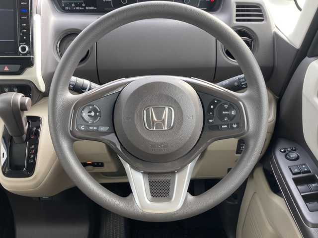 ホンダ Ｎ ＢＯＸ G EX ホンダセンシング 佐賀県 2017(平29)年 2.3万km プレミアムアイボリーP Gathers8インチナビ/バックカメラ/両側パワースライドドア/衝突被害軽減ブレーキ/路線逸脱警報/オートハイビーム機能/アダプティブクルーズコントロール/ドライブレコーダー/ビルトインETC/ステアリングリモコン/プッシュスタート/スマートキー/LEDヘッドライト