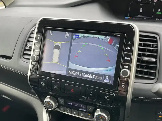 日産 セレナ e－パワー ハイウェイスター V 佐賀県 2019(平31)年 2.7万km ブリリアントホワイトパール 純正9インチナビゲーション/・AM/FM/CD/DVD/Bluetooth/フルセグTV/アラウンドビューモニター/純正フリップダウンモニター/インテリジェントルームミラー/ETC/ハーフレザーシート/・シートヒーター/革巻きステアリング/・ステアリングヒーター/・ステアリングヒーター/両側パワースライドドア/純正15インチアルミホイール/純正フロアマット/プロパイロット/クリアランスソナー/盗難防止装置