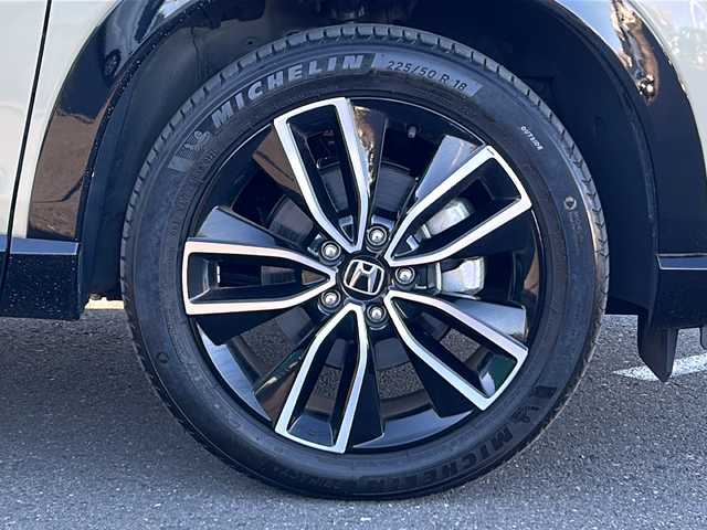 ホンダ ヴェゼル ハイブリッド e:HEV PLaY 茨城県 2022(令4)年 1.8万km ベージュ ホンダセンシング/純正ホンダコネクトナビ/フルセグTV/全方位カメラ/バックカメラ/フロントカメラ/サイドカメラ/純正18インチアルミホイール/純正フロアマット/パノラマルーフ/ハーフレザーシート/LEDヘッドライト/オートライト/パワーリアゲート/ETC2.0/スマートキー