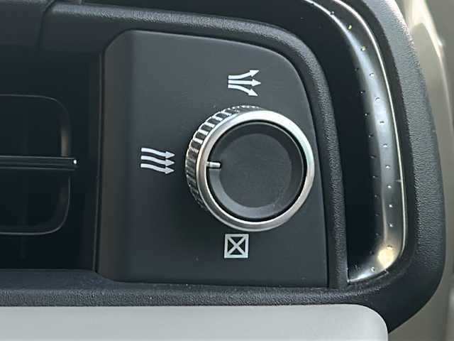 ホンダ ヴェゼル ハイブリッド e:HEV PLaY 茨城県 2022(令4)年 1.8万km ベージュ ホンダセンシング/純正ホンダコネクトナビ/フルセグTV/全方位カメラ/バックカメラ/フロントカメラ/サイドカメラ/純正18インチアルミホイール/純正フロアマット/パノラマルーフ/ハーフレザーシート/LEDヘッドライト/オートライト/パワーリアゲート/ETC2.0/スマートキー