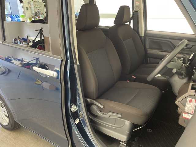 トヨタ ルーミー G 宮崎県 2020(令2)年 3.3万km ライトブルーメタリック 禁煙車/衝突被害軽減ブレーキ/純正9型ナビTV/（NSZT-Y68T/CD/DVD/Bluetooth/FMAM/フルセグTV)/純正ビルトインETC/純正LEDオートライト/純正フロアマット/社外前後ドライブレコーダー/両側電動スライドドア/パノラミックビューモニター/オートマチックハイビーム/クリアランスソナー/オートエアコン/オート電動格納ミラー/ウインカードアミラー/スマートキー/プッシュエンジンスタート/スペアキー/新車時保証書/取扱い説明書