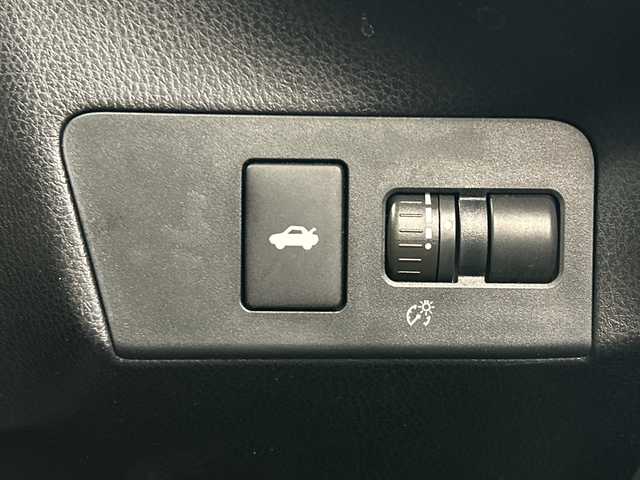 トヨタ ８６ GT 愛知県 2012(平24)年 6.7万km クリスタルブラックシリカ ケンウッドメモリーナビ/・MDV-S710W/TV/BT/TRDエアロ【フロント、サイド】/TRDエアロスタビライジングカバー/HKSデュアルマフラー/社外リアアンダー/社外リアスポイラー/社外17インチAW/バックモニター/ドライブレコーダ-/シートカバー/純正フロアマット/ETC/HIDヘッドライト/フロントフォグランプ/スマートキー/アルミペダル/ステンレススカッフプレート