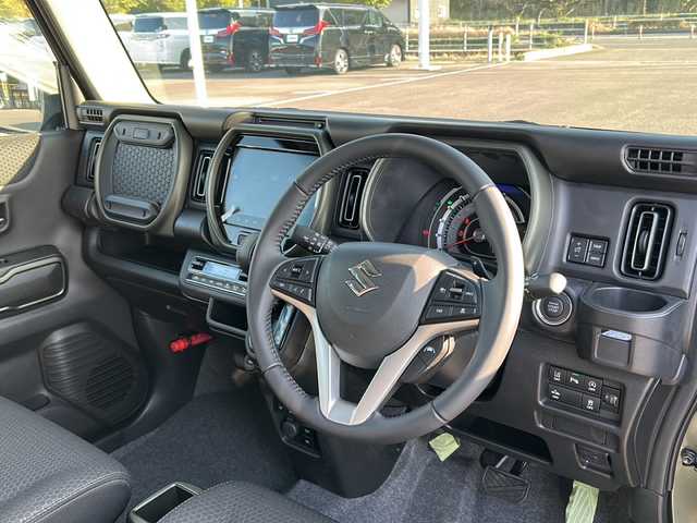 スズキ ハスラー タフワイルド・ターボ 佐賀県 2024(令6)年 0.1千km クールカーキPM 純正9インチナビ/全周囲カメラ/衝突被害軽減ブレーキ/路線逸脱警報/オートハイビーム/アダプティブクルーズコントロール/コーナーセンサー/シートヒーター/ステアリングリモコン/アイドリングストップ/プッシュスタート/スマートキー/ルーフレール/LEDヘッドライト/フォグライト/純正アルミホイール