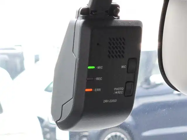 ホンダ Ｎ ＢＯＸ 鹿児島県 2024(令6)年 1.7万km トワイライトミストブラックパール ディーラーＯＰ純正ドライブレコーダー　/アダプティブクルーズコントロール　/両側パワースライドドア　/純正メモリーナビ（ＶＸＭ－２４５ＺＦＥｉ）　/ビルトインＥＴＣ　/ホンダコネクト　/ホンダセンシング/Bluetoothオーディオ/フルセグテレビ/バックカメラ/D+N席シートヒーター/横滑り防止装置/レーンキープアシスト/前後パーキングセンサー/プッシュスタート/スマートキー/エアバッグ(W+サイド)/カーテンエアバッグ