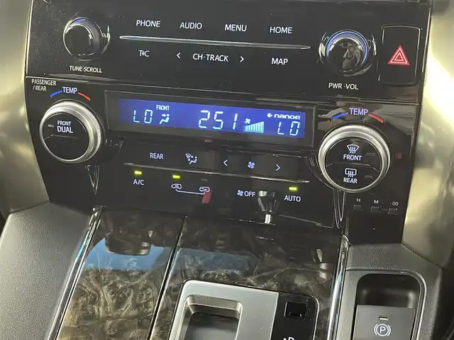 トヨタ アルファード S タイプゴールドⅡ 福井県 2021(令3)年 5.1万km ブラック 純正メモリナビ/（FM/AM/BT/CD/DVD/USB)　/両側パワースライドドア /スペアキー1本 /DVDデッキ /オットマン /純正アルミホイール /純正ビルトインETC /ハーフレザーシート /前後センサー/純正フロアマット/ブラインドスポットモニター/ABS/横滑り防止装置/盗難防止装置/オートマチックハイビーム/LEDヘッドライト/前後コーナーセンサー/電子パーキング