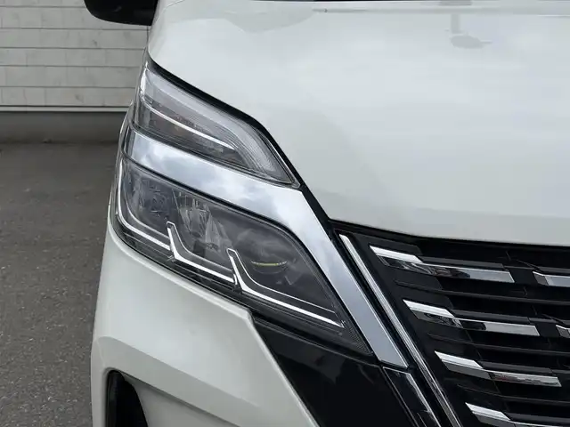 日産 セレナ ハイウェイスター V 福岡県 2021(令3)年 2.5万km ブリリアントホワイトパール 2トーン 純正9型SDナビ(フルセグTV/CD/DVD/BT)バックモニタープロパイロットエマージェンシーブレーキコーナーセンサー両側パワスラドラレコオートホールドUSBポート純正フロアマット純正LEDヘッドライト純正16インチアルミホイールプッシュスタートスマートキー