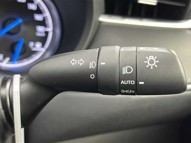 トヨタ ハリアー ハイブリッド Z 栃木県 2022(令4)年 3.4万km ホワイトパールクリスタルシャイン JBL 12.3型ナビ フルセグTV BT USB AUX/全周囲カメラ/デジタルインナーミラー（ドラレコ一体型）/ハーフレザーシート/パワーシート/パワーバックドア/ビルトイン 2.0ETC/19インチ アルミホイール/衝突被害軽減ブレーキ/レーダークルーズコントロール/レーンアシスト/オートマチックハイビーム/LEDオートヘッドライト/フォグライト/コーナーセンサー/スマートキー 2個/ステアリングリモコン/置くだけ充電/W サイド カーテン ニー エアバッグ/保証書 取説/禁煙車