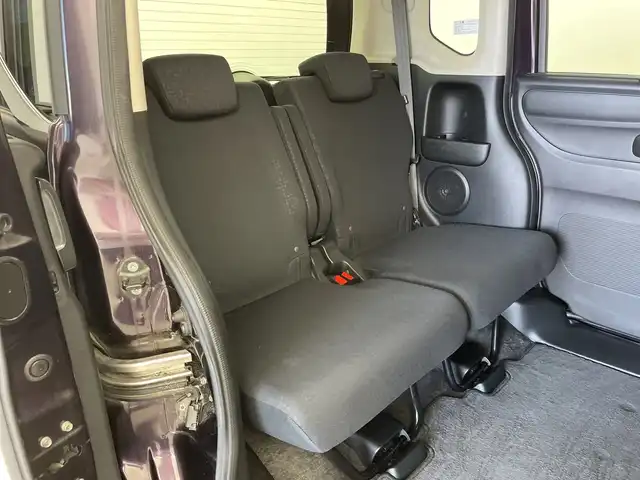 ホンダ Ｎ ＢＯＸ カスタム SSパッケージ 新潟県 2015(平27)年 4.3万km プレミアムベルベットパープル・パール 社外メモリナビ（型式：AVN-G05）/・AM/FM/CD/DVD/Bluetooth/USB/フルセグ/バックモニター/両側パワースライドドア/ベンチシート/キセノンヘッドライト/オートライト/純正フロアマット/純正14インチAW夏タイヤ/ABS/横滑り防止機能/保証書