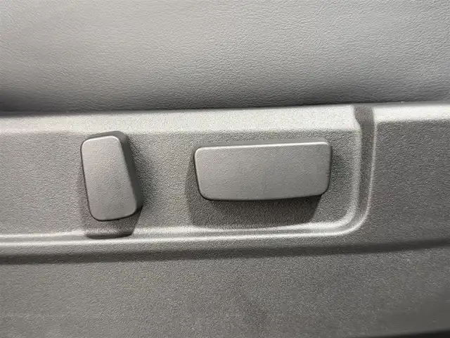 三菱 デリカＤ：５ シャモニー 大阪府 2025(令7)年 0.1千km グラファイトグレーメタリック/ブラックマイカ 登録済未使用車 ALPINE11incナビTV 360カメラ ハーフレザー パワーシート ステアリングヒーター 電動リアゲート レーダークルコン 衝突軽減ブレーキ レーンアシスト ブラインドSM 両側パワースライドドア