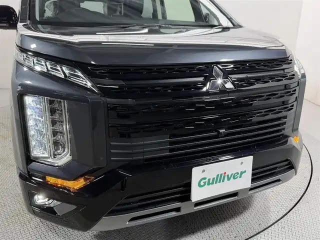 三菱 デリカＤ：５ シャモニー 大阪府 2025(令7)年 0.1千km グラファイトグレーメタリック/ブラックマイカ 登録済未使用車 ALPINE11incナビTV 360カメラ ハーフレザー パワーシート ステアリングヒーター 電動リアゲート レーダークルコン 衝突軽減ブレーキ レーンアシスト ブラインドSM 両側パワースライドドア