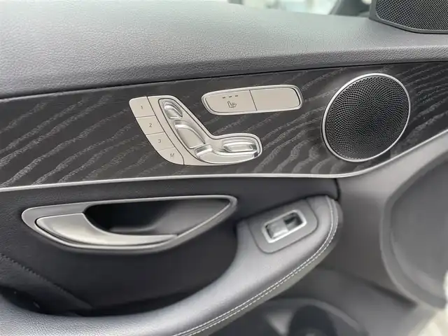 メルセデス・ベンツ Ｃ２００ ステーションワゴン アバンギャルドAMGライン 千葉県 2019(平31)年 4.1万km ダイヤモンドホワイト ARTICOレザー/パワーシート/シートヒーター/純正HDDナビ/バックカメラ/地デジ/パワーバックドア/純正18インチAW/エアボディコントロール/マルチビームLEDライト