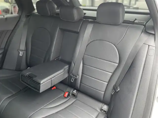 メルセデス・ベンツ Ｃ２００ ステーションワゴン アバンギャルドAMGライン 千葉県 2019(平31)年 4.1万km ダイヤモンドホワイト ARTICOレザー/パワーシート/シートヒーター/純正HDDナビ/バックカメラ/地デジ/パワーバックドア/純正18インチAW/エアボディコントロール/マルチビームLEDライト