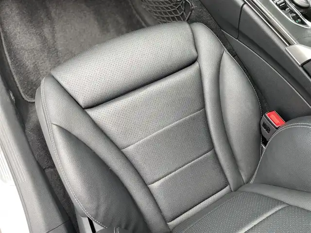 メルセデス・ベンツ Ｃ２００ ステーションワゴン アバンギャルドAMGライン 千葉県 2019(平31)年 4.1万km ダイヤモンドホワイト ARTICOレザー/パワーシート/シートヒーター/純正HDDナビ/バックカメラ/地デジ/パワーバックドア/純正18インチAW/エアボディコントロール/マルチビームLEDライト