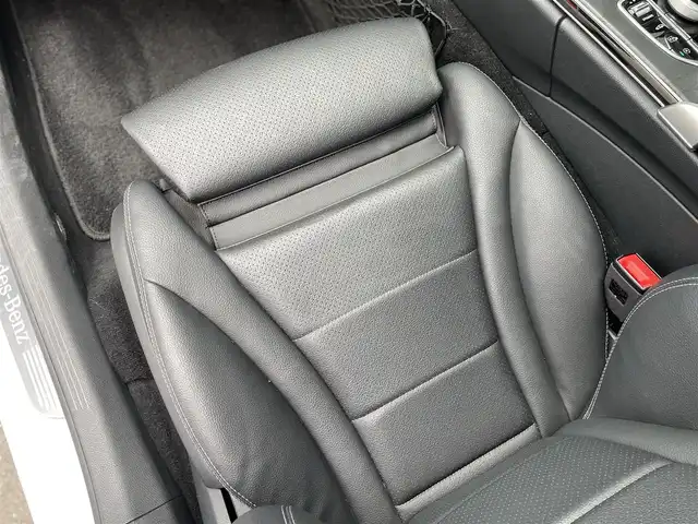 メルセデス・ベンツ Ｃ２００ ステーションワゴン アバンギャルドAMGライン 千葉県 2019(平31)年 4.1万km ダイヤモンドホワイト ARTICOレザー/パワーシート/シートヒーター/純正HDDナビ/バックカメラ/地デジ/パワーバックドア/純正18インチAW/エアボディコントロール/マルチビームLEDライト