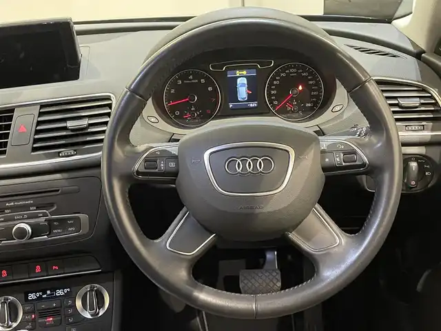 アウディ Ｑ３ 2．0 TFSI クワトロ 新潟県 2014(平26)年 9.7万km ファントムブラックパールエフェクト ワンオーナー/４WD/ドライブレコーダー/ETC/アイドリングストップ/横滑り防止装置
