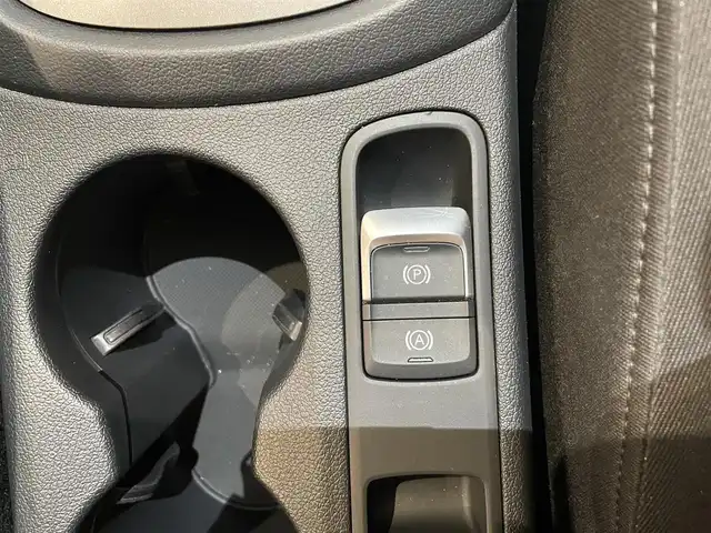 アウディ Ｑ３ 2．0 TFSI クワトロ 新潟県 2014(平26)年 9.7万km ファントムブラックパールエフェクト ワンオーナー/４WD/ドライブレコーダー/ETC/アイドリングストップ/横滑り防止装置