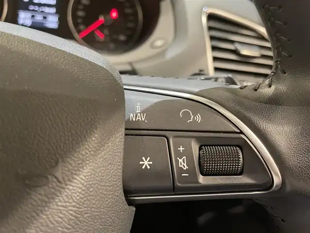 アウディ Ｑ３ 2．0 TFSI クワトロ 新潟県 2014(平26)年 9.7万km ファントムブラックパールエフェクト ワンオーナー/４WD/ドライブレコーダー/ETC/アイドリングストップ/横滑り防止装置