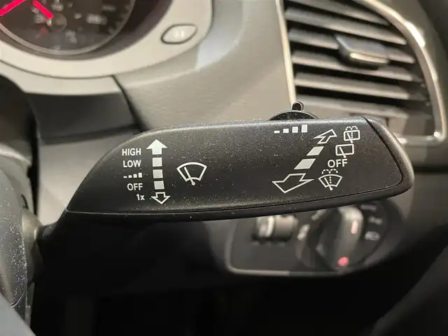 アウディ Ｑ３ 2．0 TFSI クワトロ 新潟県 2014(平26)年 9.7万km ファントムブラックパールエフェクト ワンオーナー/４WD/ドライブレコーダー/ETC/アイドリングストップ/横滑り防止装置