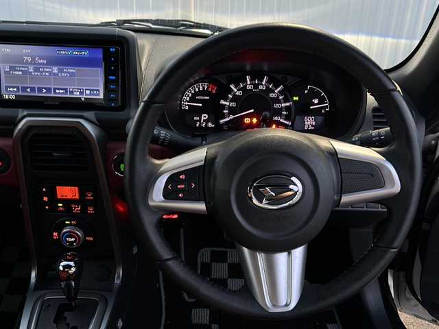 ダイハツ コペン ローブ 愛媛県 2023(令5)年 2.2万km パールホワイトⅢ 社外ナビ/・Bluetooth/・CD/DVD/ワンセグ/バックカメラ/ETC/前席シートヒーター/ドライブレコーダー前のみ/純正フロアマット/純正16インチAW/純正フロアマット/オートライト/オートLEDヘッドライト/フォグランプ/横滑り防止装置/アイドリングストップ/プッシュスタート