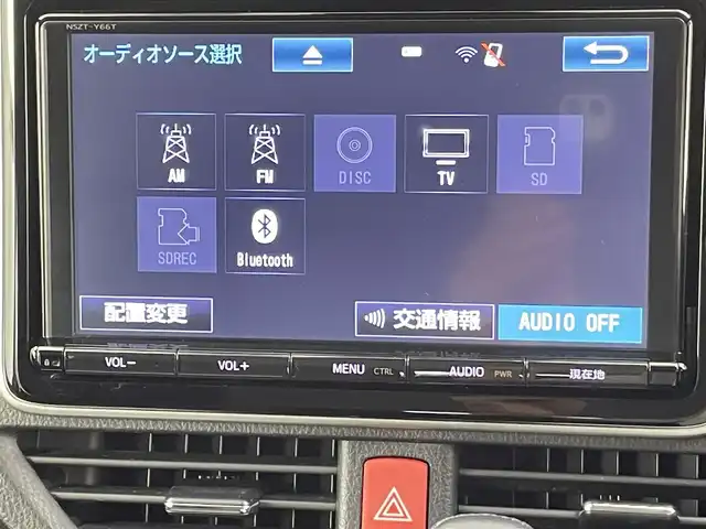 トヨタ ヴォクシー ZS 煌Ⅱ 千葉県 2017(平29)年 6.8万km ブラック 禁煙車/トヨタセーフティセンス/　・プリクラッシュセーフティ/　・レーンディパーチャーアラート/　・オートマチックハイビーム/　・先行車発進お知らせ機能/純正9インチメモリナビ/　CD/DVD/BT/フルセグTV/両側パワースライドドア/ビルトインETC/バックカメラ/電動格納ミラー/革巻きステアリング/ステアリングスイッチ/プッシュスタート&スマートキー/純正16インチアルミホイール/LEDヘッドライト