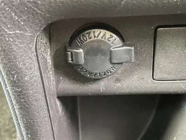 トヨタ ヴォクシー ZS 煌Ⅱ 千葉県 2017(平29)年 6.8万km ブラック 禁煙車/トヨタセーフティセンス/　・プリクラッシュセーフティ/　・レーンディパーチャーアラート/　・オートマチックハイビーム/　・先行車発進お知らせ機能/純正9インチメモリナビ/　CD/DVD/BT/フルセグTV/両側パワースライドドア/ビルトインETC/バックカメラ/電動格納ミラー/革巻きステアリング/ステアリングスイッチ/プッシュスタート&スマートキー/純正16インチアルミホイール/LEDヘッドライト