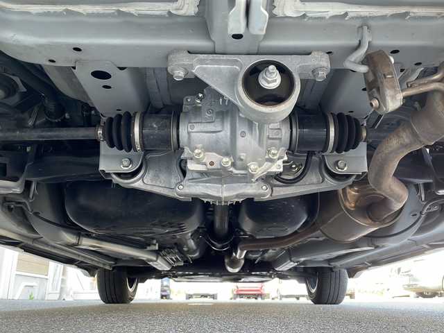 トヨタ ライズ Z 岐阜県 2021(令3)年 5.1万km シャイニングホワイトパール 禁煙車/モデリスタエアロ/純正ディスプレイオーディオ/アップルカープレイ/アンドロイドオート/AM/FM/USB/フルセグTV/クルーズコントロール/４WD/シートヒーター/前後コーナーセンサー/衝突軽減ブレーキ/アラウンドビュー/純正ドライブレコーダー/ビルトインETC2.0/アイドリングストップ/ハンドルスイッチ/カーテンエアバッグ/オートエアコン/エンジンスターター/プッシュスタート/スマートキー/スペアキー