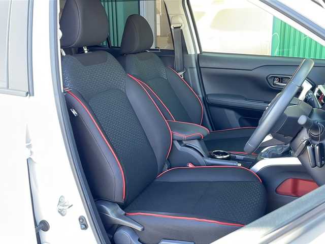 トヨタ ライズ Z 岐阜県 2021(令3)年 5.1万km シャイニングホワイトパール 禁煙車/モデリスタエアロ/純正ディスプレイオーディオ/アップルカープレイ/アンドロイドオート/AM/FM/USB/フルセグTV/クルーズコントロール/４WD/シートヒーター/前後コーナーセンサー/衝突軽減ブレーキ/アラウンドビュー/純正ドライブレコーダー/ビルトインETC2.0/アイドリングストップ/ハンドルスイッチ/カーテンエアバッグ/オートエアコン/エンジンスターター/プッシュスタート/スマートキー/スペアキー