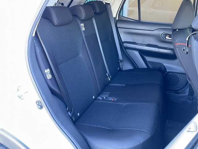 トヨタ ライズ Z 岐阜県 2021(令3)年 5.1万km シャイニングホワイトパール 禁煙車/モデリスタエアロ/純正ディスプレイオーディオ/アップルカープレイ/アンドロイドオート/AM/FM/USB/フルセグTV/クルーズコントロール/４WD/シートヒーター/前後コーナーセンサー/衝突軽減ブレーキ/アラウンドビュー/純正ドライブレコーダー/ビルトインETC2.0/アイドリングストップ/ハンドルスイッチ/カーテンエアバッグ/オートエアコン/エンジンスターター/プッシュスタート/スマートキー/スペアキー