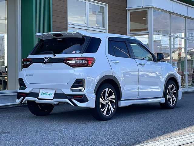トヨタ ライズ Z 岐阜県 2021(令3)年 5.1万km シャイニングホワイトパール 禁煙車/モデリスタエアロ/純正ディスプレイオーディオ/アップルカープレイ/アンドロイドオート/AM/FM/USB/フルセグTV/クルーズコントロール/４WD/シートヒーター/前後コーナーセンサー/衝突軽減ブレーキ/アラウンドビュー/純正ドライブレコーダー/ビルトインETC2.0/アイドリングストップ/ハンドルスイッチ/カーテンエアバッグ/オートエアコン/エンジンスターター/プッシュスタート/スマートキー/スペアキー