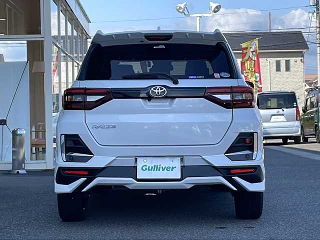 トヨタ ライズ Z 岐阜県 2021(令3)年 5.1万km シャイニングホワイトパール 禁煙車/モデリスタエアロ/純正ディスプレイオーディオ/アップルカープレイ/アンドロイドオート/AM/FM/USB/フルセグTV/クルーズコントロール/４WD/シートヒーター/前後コーナーセンサー/衝突軽減ブレーキ/アラウンドビュー/純正ドライブレコーダー/ビルトインETC2.0/アイドリングストップ/ハンドルスイッチ/カーテンエアバッグ/オートエアコン/エンジンスターター/プッシュスタート/スマートキー/スペアキー