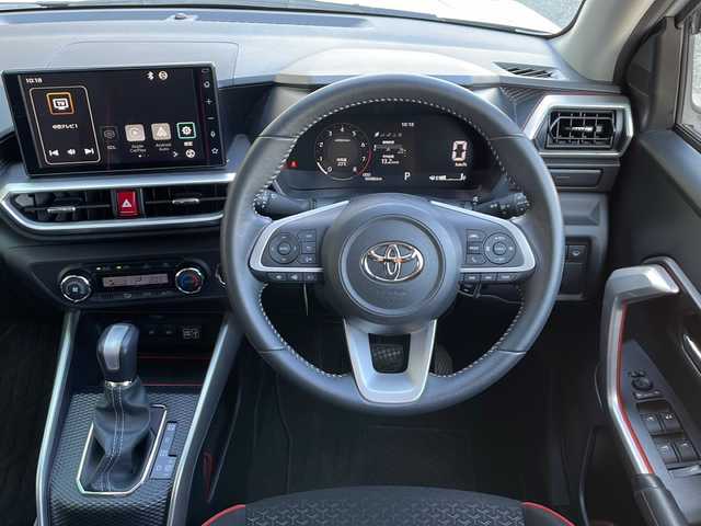 トヨタ ライズ Z 岐阜県 2021(令3)年 5.1万km シャイニングホワイトパール 禁煙車/モデリスタエアロ/純正ディスプレイオーディオ/アップルカープレイ/アンドロイドオート/AM/FM/USB/フルセグTV/クルーズコントロール/４WD/シートヒーター/前後コーナーセンサー/衝突軽減ブレーキ/アラウンドビュー/純正ドライブレコーダー/ビルトインETC2.0/アイドリングストップ/ハンドルスイッチ/カーテンエアバッグ/オートエアコン/エンジンスターター/プッシュスタート/スマートキー/スペアキー