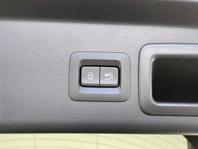 マツダ ＣＸ－３０ 20S プロアクティブ 長野県 2021(令3)年 4.3万km ディープクリスタルブルーマイカ 純正SDナビ/（FM/AM/Bluetooth/USB/DVD/メモリーオーディオ/フルセグTV/HDMI）/i-ACTIVSENSE/・アドバンスドスマートシティブレーキサポート/・AT誤発進抑制制御（前後）/・スマートシティブレーキサポート/・スマートブレーキサポート/・クルージング＆トラフィックサポート/・レーダークルーズコントロール/・レーンキープアシストシステム/・リアシートアラート/・コーナーセンサー/電動リアゲート/電子パーキングブレーキ/オートホールド/SPORT/NORMAL切替/革巻きステアリング/ステアリングスイッチ/前席オートパワーウィンドウ/LEDヘッドライト/オートライト/オートハイビーム/オートワイパー/ライト付きバニティミラー/電格ウインカーミラー/前後ドライブレコーダー/純正フロアマット/純正18インチアルミホイール/スペアキー×1