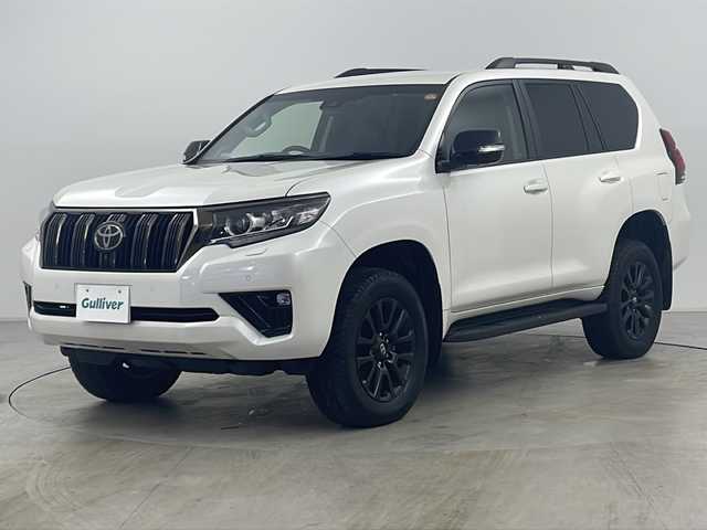 トヨタ ランドクルーザー プラド TX Lパッケージ ブラックED 道央・札幌 2021(令3)年 1.5万km ホワイトパールクリスタルシャイン ・4WD/・寒冷地仕様/・ルーフレール/・リアスポイラー/・サイドステップ/・純正ディスプレイオーディオ/（TV/BT/AppleCarPlay/AndroidAuto）/・全方位カメラ/・バックカメラ/・アダプティブクルーズコントロール/・革シート/・前席パワーシート＆シートヒーター＆ベンチレーション/・ドアミラーヒーター/・フロントワイパーデアイザー/・ビルトインETC2.0/・オートライト/・オートマチックハイビーム/・TSS/・横滑り防止装置/・LDA