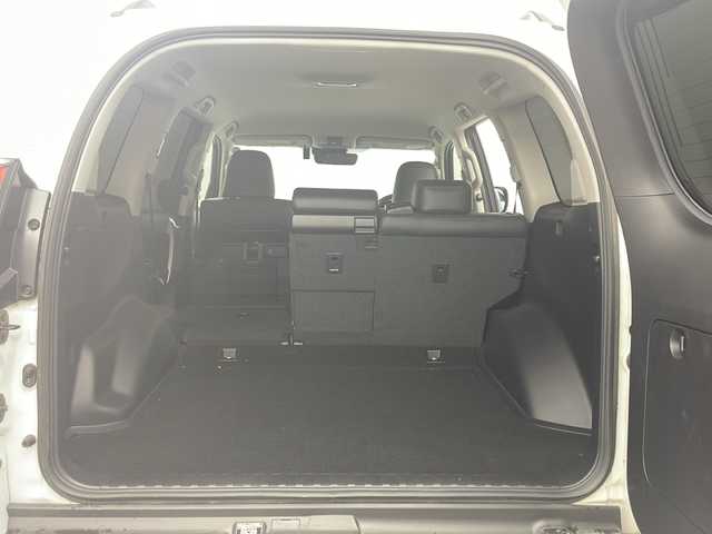 トヨタ ランドクルーザー プラド TX Lパッケージ ブラックED 道央・札幌 2021(令3)年 1.5万km ホワイトパールクリスタルシャイン ・4WD/・寒冷地仕様/・ルーフレール/・リアスポイラー/・サイドステップ/・純正ディスプレイオーディオ/（TV/BT/AppleCarPlay/AndroidAuto）/・全方位カメラ/・バックカメラ/・アダプティブクルーズコントロール/・革シート/・前席パワーシート＆シートヒーター＆ベンチレーション/・ドアミラーヒーター/・フロントワイパーデアイザー/・ビルトインETC2.0/・オートライト/・オートマチックハイビーム/・TSS/・横滑り防止装置/・LDA